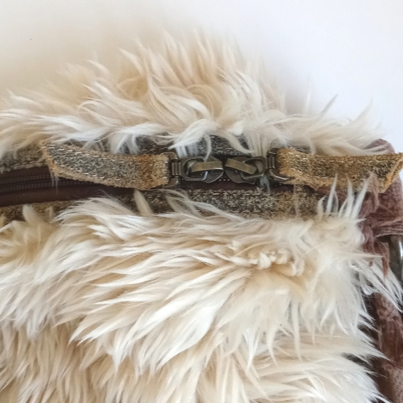 Vintage Faux Fur Burning Man Purse / Hobo Bag Thick Canvas Straps Brass Hardware - Picture 9 of 13